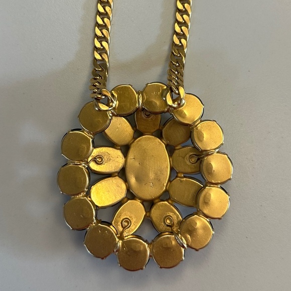 Rebekah Price Swarovski Crystal Flower Pendant on Wide Gold Italian Chain - Picture 11 of 12